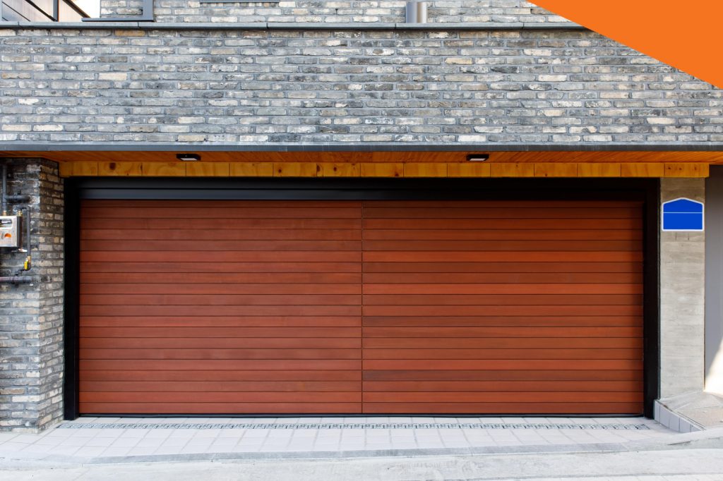 Porte de garage effet bois