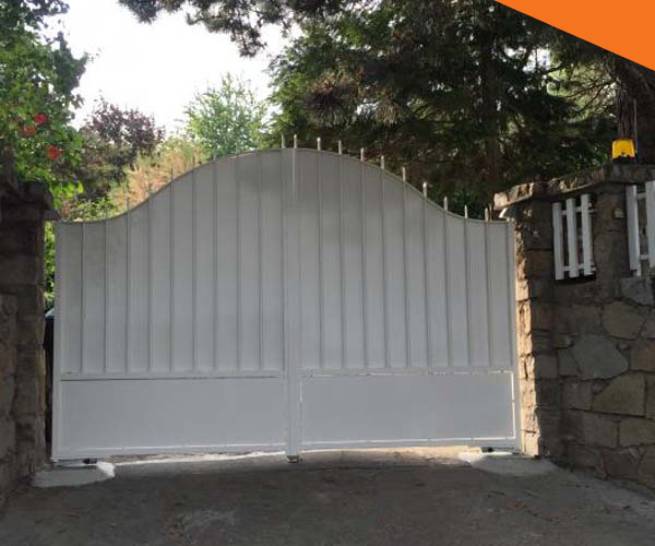 Portail-coulissant